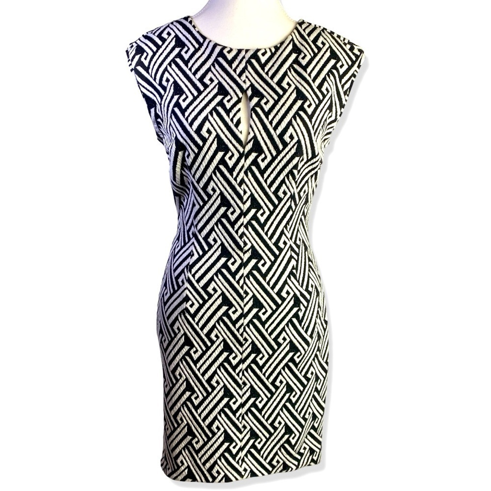 ⭐️URBAN OUTFITTERS Silence + Noise Black/ White Open Back Dress Size Small